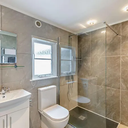 3 Bed In Sz542 Holiday home *